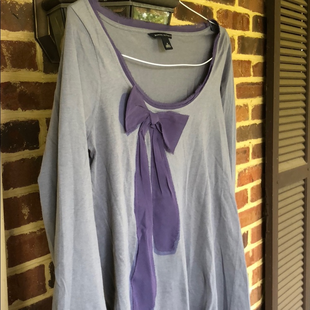 Banana Republic Bow Long-Sleeved Shirt- Mint Cond.